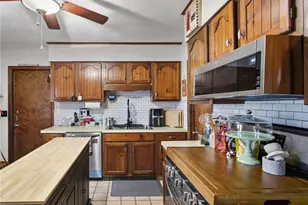 48 Ash St, Pawtucket, RI 02860 - Photo 15