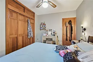 48 Ash St, Pawtucket, RI 02860 - Photo 13