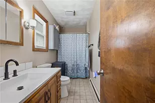 48 Ash St, Pawtucket, RI 02860 - Photo 17