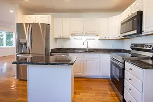 190 Charlotte Dr, Warwick, RI 02818 - Photo 17