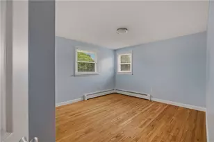 19 Flint Corn Rd, Portsmouth, RI 02871 - Photo 17