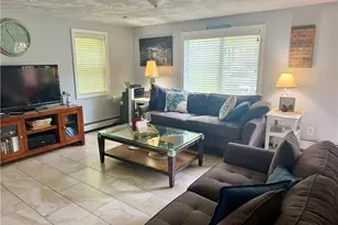 36 Pettaquamscutt Lake Rd, Narragansett, RI 02874 - Photo 5