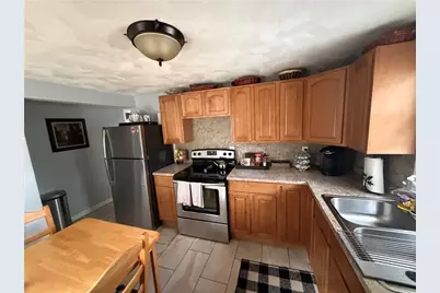 36 Pettaquamscutt Lake Road, Narragansett, RI 02874 - Photo 9