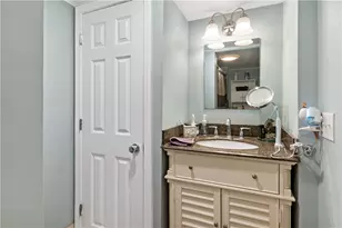 44 Maxwell Dr, North Kingstown, RI 02852 - Photo 17