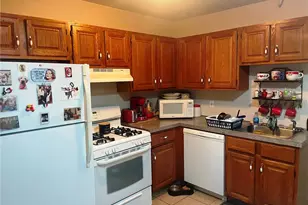 10 East St, Cranston, RI 02920 - Photo 3