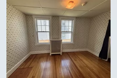 107 Prospect Hill Street #3, Newport, RI 02840 - Photo 5