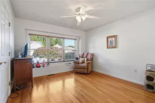 243 Spencer Woods Dr, East Greenwich, RI 02818 - Photo 25