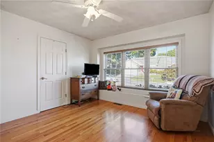 243 Spencer Woods Dr, East Greenwich, RI 02818 - Photo 25