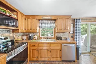 5 Julien St, Smithfield, RI 02917 - Photo 15