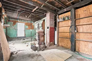 15 Lewis St, Woonsocket, RI 02895 - Photo 25