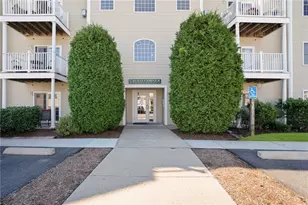 1 Gray Coach Ln, Cranston, RI 02921 - Photo 17