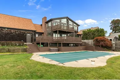 68 Seaview Avenue N, Swansea, MA 02777 - Photo 31