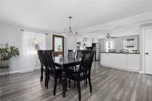 464 High St, Cumberland, RI 02864 - Photo 7