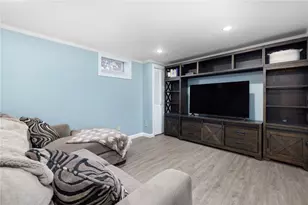 464 High St, Cumberland, RI 02864 - Photo 33