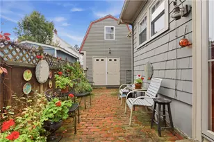 120 Bay View Ave, Cranston, RI 02905 - Photo 39