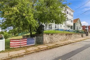 214 Estes St, Woonsocket, RI 02895 - Photo 5
