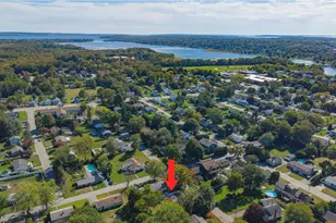 20 Kinnicutt Ave, Warren, RI 02885 - Photo 3