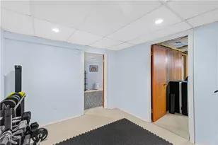 20 Kinnicutt Ave, Warren, RI 02885 - Photo 29