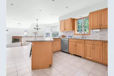 87 Bakewell Court, Cranston, RI 02921 - Photo 19