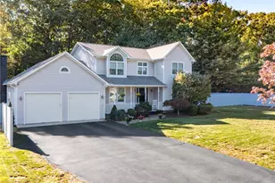 87 Bakewell Ct, Cranston, RI 02921 - Photo 1