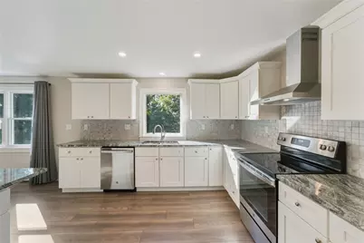 126 Hilton Street, Tiverton, RI 02878 - Photo 13
