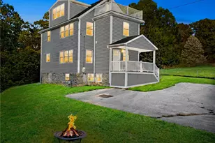 126 Hilton St, Tiverton, RI 02878 - Photo 1