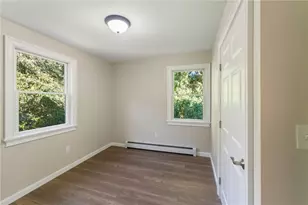 126 Hilton St, Tiverton, RI 02878 - Photo 25