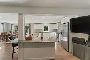 126 Hilton St, Tiverton, RI 02878 - Photo 17