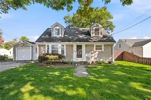 100 Eaton St, Pawtucket, RI 02861 - Photo 3