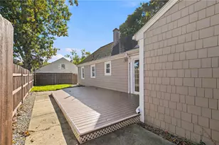 100 Eaton St, Pawtucket, RI 02861 - Photo 41