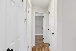 100 Eaton St, Pawtucket, RI 02861 - Photo 13
