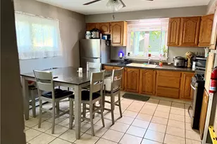 163 Greene St, Woonsocket, RI 02895 - Photo 5