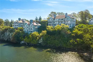 157 Harrison Ave, Newport, RI 02840 - Photo 25