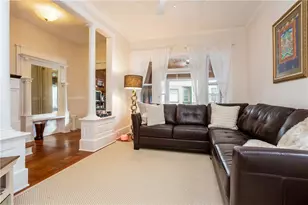 8 Wesley St, Newport, RI 02840 - Photo 7