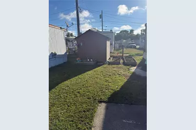 245 Manton Street, Pawtucket, RI 02861 - Photo 13