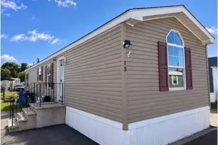 245 Manton St, Pawtucket, RI 02861 - Photo 1