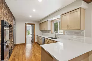 82 Mapleville Rd, Smithfield, RI 02828 - Photo 9