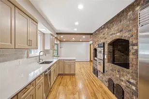 82 Mapleville Rd, Smithfield, RI 02828 - Photo 11