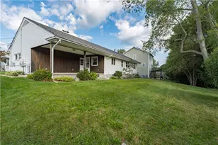 23 Penrose St, North Providence, RI 02911 - Photo 35