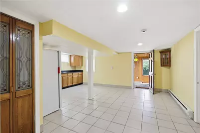 476 East Avenue, Pawtucket, RI 02860 - Photo 25