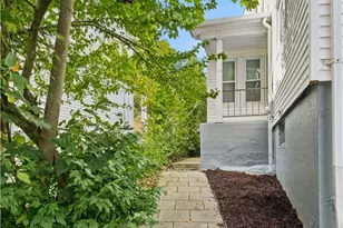 476 East Ave, Pawtucket, RI 02860 - Photo 33