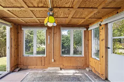 476 East Avenue, Pawtucket, RI 02860 - Photo 29