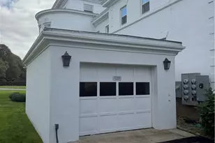 519 Bellevue Ave, Newport, RI 02840 - Photo 3