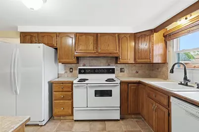 22 Baldino Drive, Cranston, RI 02920 - Photo 19