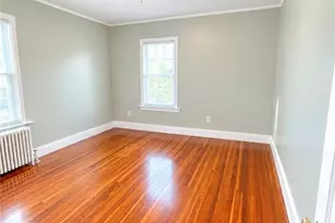 6 Glen Rd, Woonsocket, RI 02895 - Photo 3