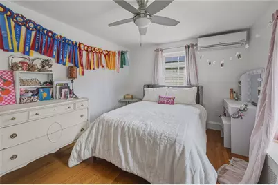 73 Hope Street, East Providence, RI 02916 - Photo 27