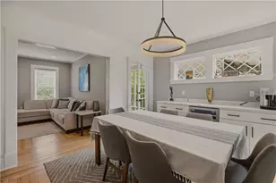 23 Pell St, Newport, RI 02840 - Photo 11