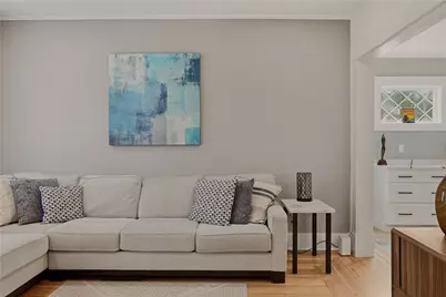 23 Pell Street, Newport, RI 02840 - Photo 9