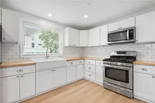 471 Broad St, Cumberland, RI 02864 - Photo 9