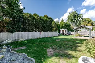 73 Eagle Rd, Cranston, RI 02920 - Photo 27